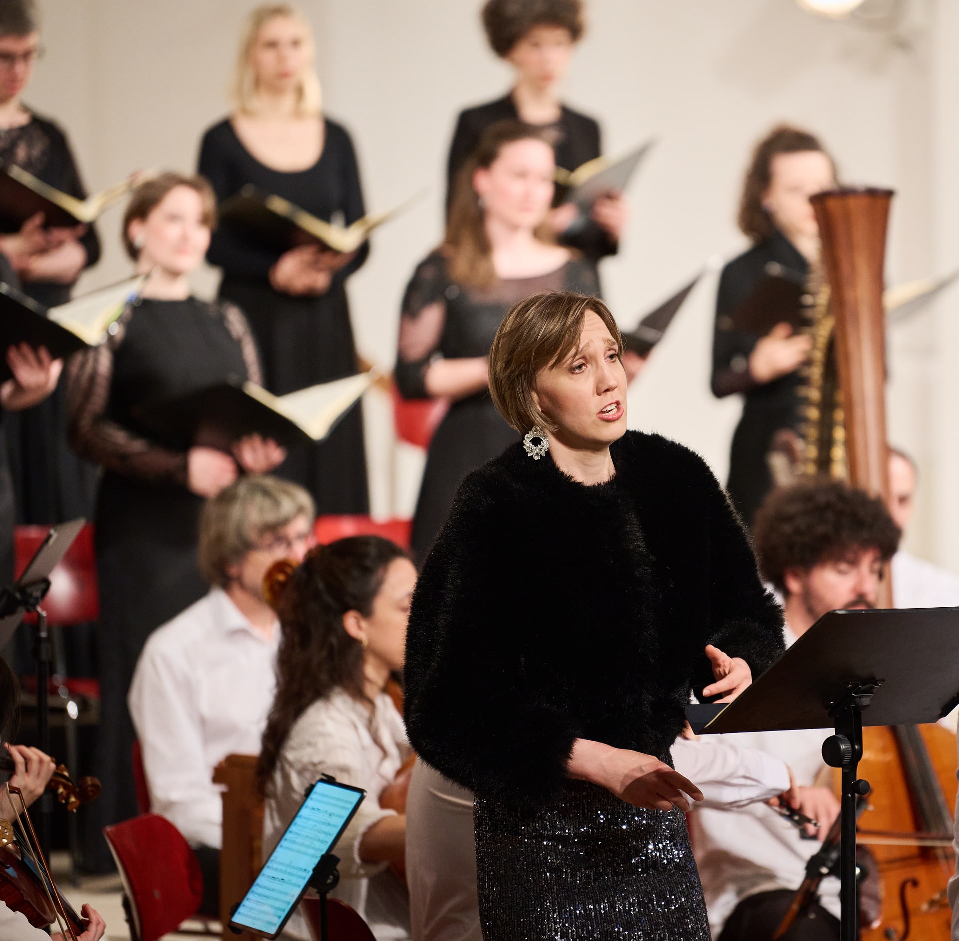 CWR 168.2-Damenchor-Les Essences-Julia Selina Blank